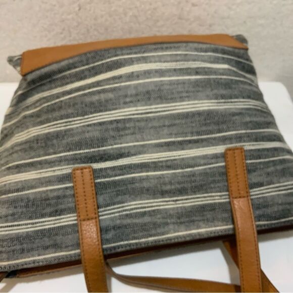 Fossil Madison Black Striped Canvas Tote Bag Purse Hand Bag top zip - Picture 7 of 12